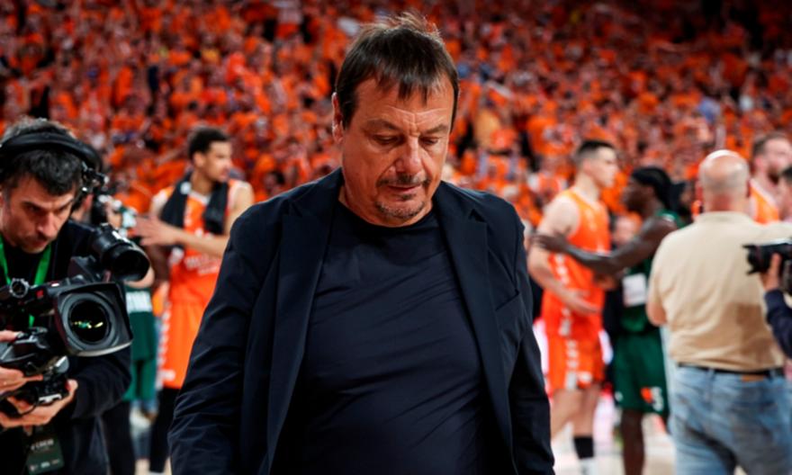 Αταμάν: «Τραγικοί επιθετικά στο πρώτο ημίχρονο – Συγχαρητήρια στη Βαλένθια»