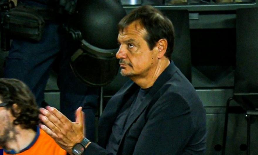 Ο Αταμάν χειροκροτούσε τον Μοντέρο όταν έγινε αλλαγή για το standing ovation