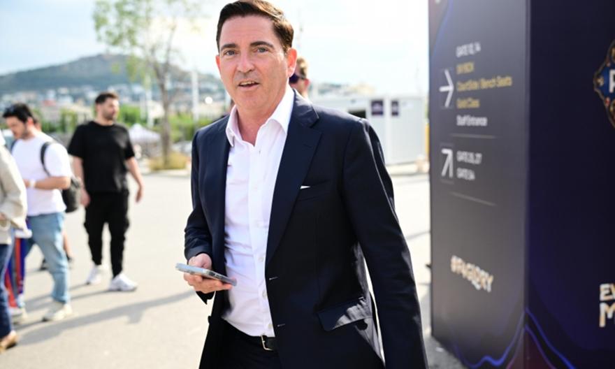 Προσφέρει τριετές συμβόλαιο στον Πασκουάλ το Ντουμπάι!