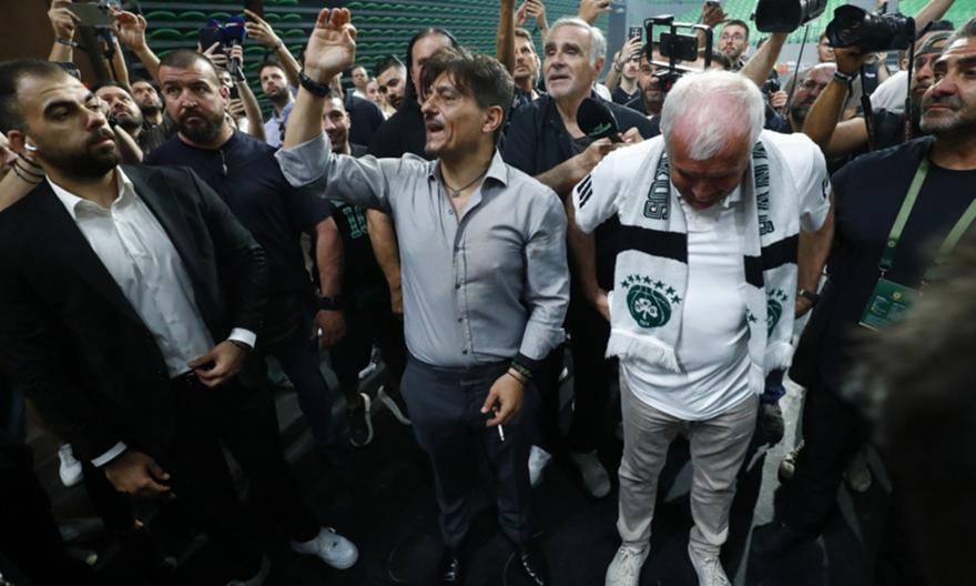 Γιαννακόπουλος σε οπαδούς: «Ήρθε ο άνθρωπος για να μας πάει πιο ψηλά»!